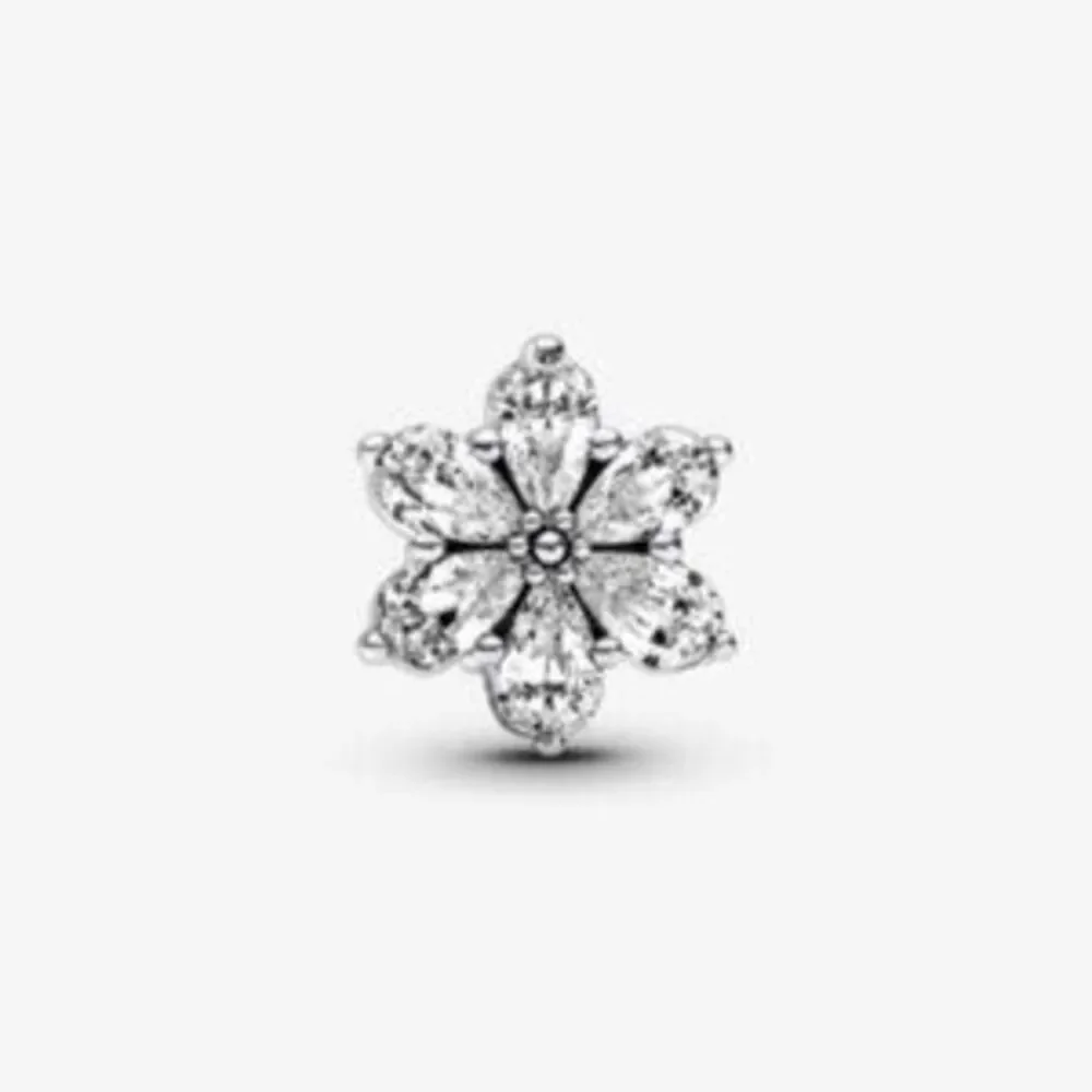 Pandora Sparkling Herbarium Cluster Charm